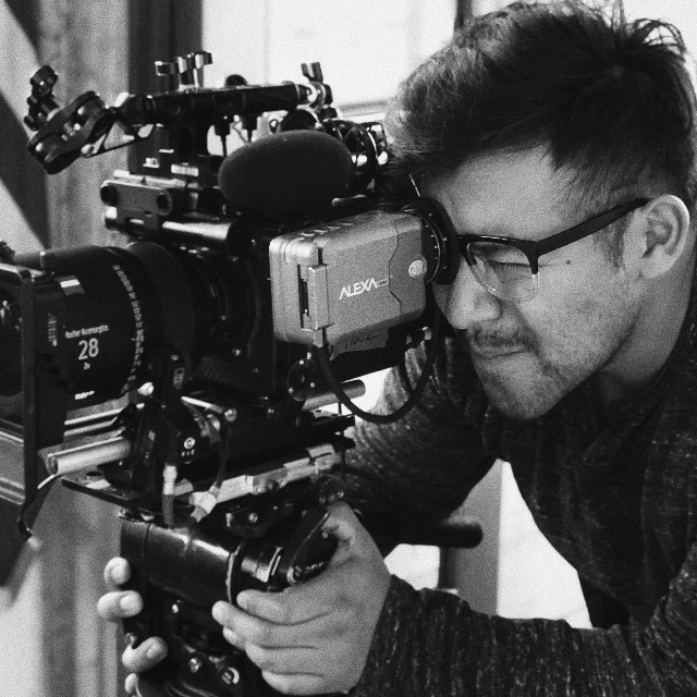Oscar Jiménez, Cinematographer, operating an ARRI ALEXA camera